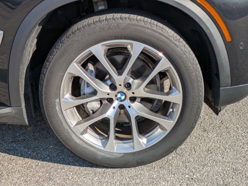 Used 2025 BMW X5 xDrive40i image 11