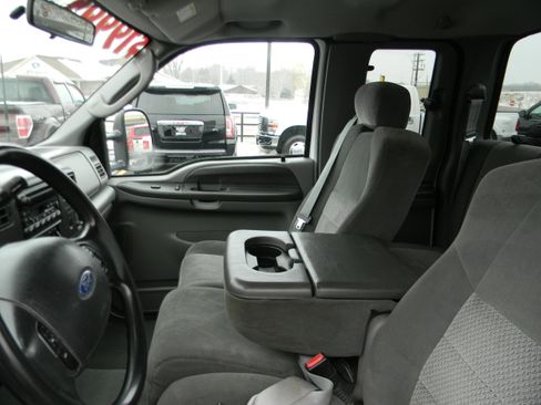 Used 2003 Ford F350 XLT image 8
