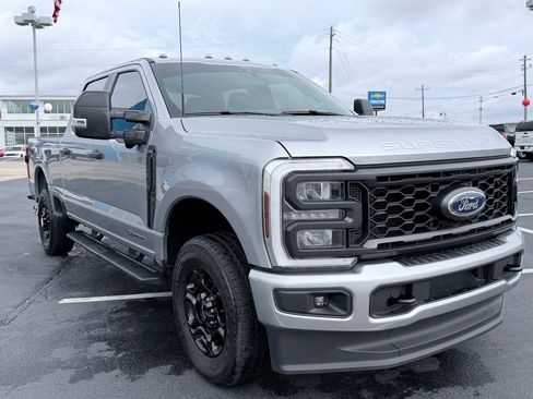Used 2024 Ford F250 XL w/ STX Appearance Package image 2