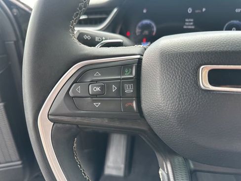 Used 2024 Jeep Grand Cherokee Altitude image 15