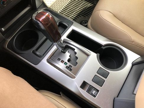 Used 2019 Toyota 4Runner Limited image 29