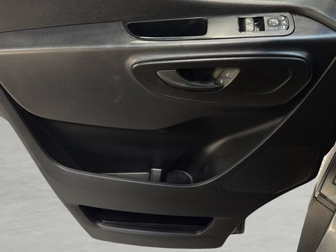 Used 2023 Mercedes-Benz Sprinter 2500 image 17