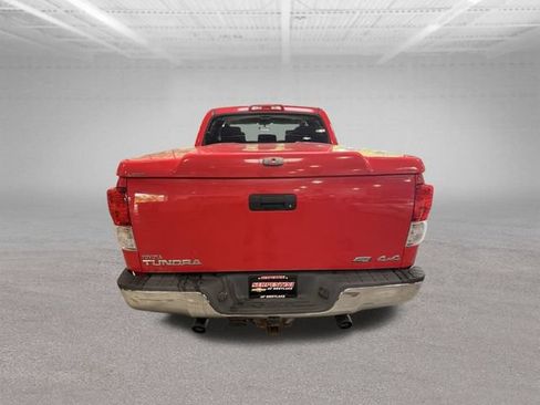 Used 2010 Toyota Tundra 4x4 CrewMax image 19