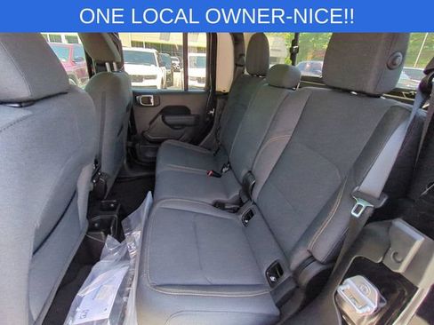 Used 2024 Jeep Gladiator Sport AWD/4WD image 27