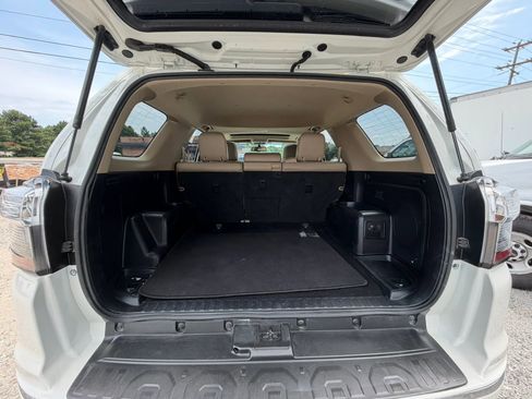 Used 2018 Toyota 4Runner Limited RWD image 17