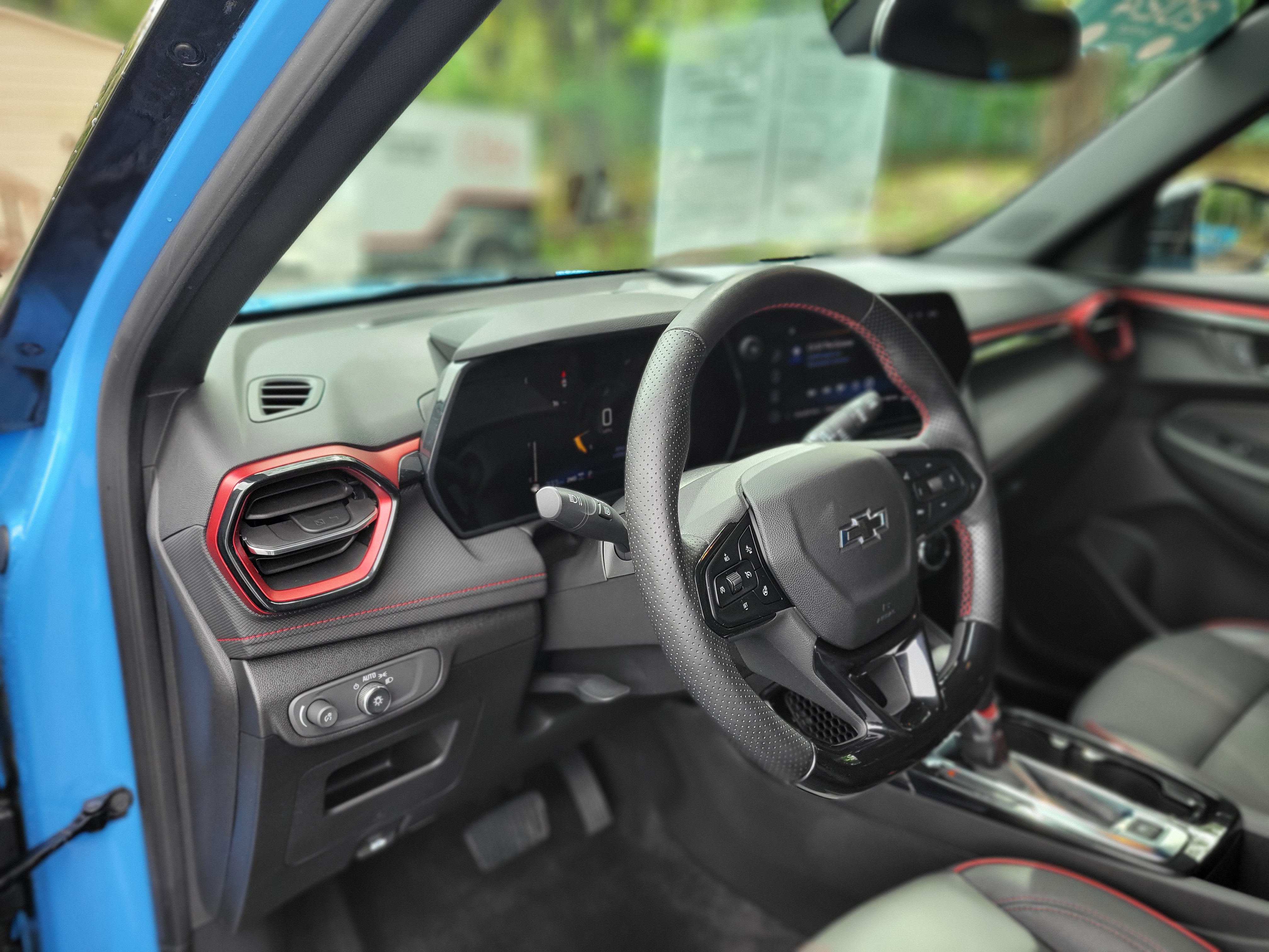 Certified 2024 Chevrolet TrailBlazer RS w/ Convenience Package AWD/4WD image 28