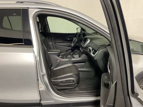 Used 2019 GMC Terrain SLT w/ Preferred Package AWD/4WD image 34