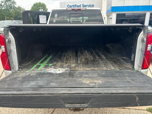 Used 2022 Chevrolet Silverado 3500 High Country image 34