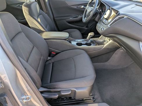Used 2024 Chevrolet Malibu LT image 29