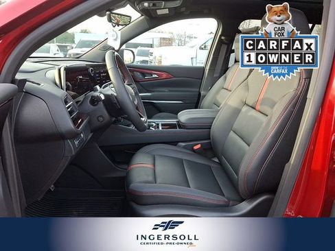 Used 2025 Chevrolet Traverse RS w/ LPO, Floor Liner Package image 2