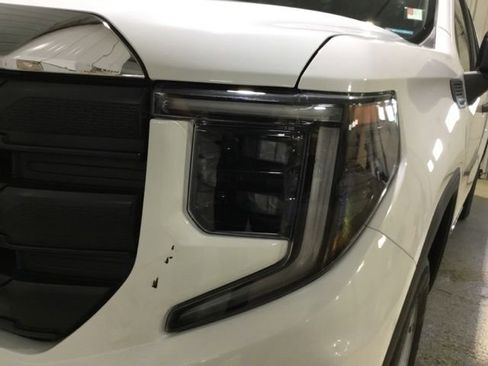 Used 2022 GMC Sierra 1500 Pro w/ Convenience Package AWD/4WD image 7