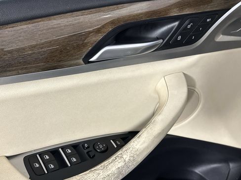 Used 2019 BMW X3 xDrive30i w/ Convenience Package AWD/4WD image 13