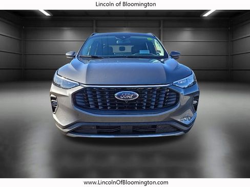 Used 2025 Ford Escape Platinum w/ Premium Technology Package image 11