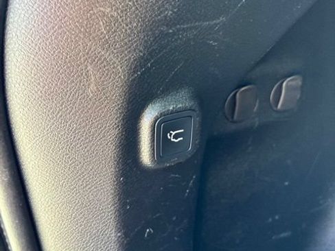Used 2020 Jeep Cherokee Limited AWD/4WD image 14