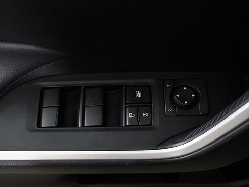 Used 2024 Toyota RAV4 LE image 31