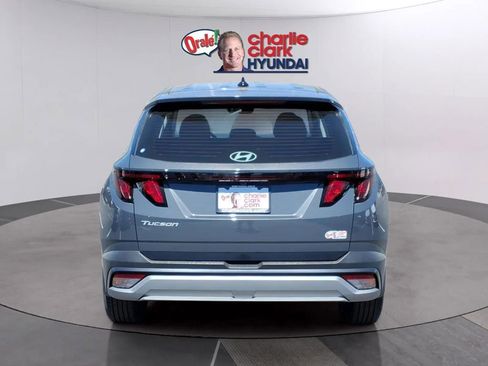 New 2026 Hyundai Tucson SE FWD image 4