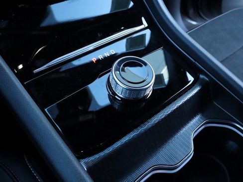 New 2025 Jeep Grand Cherokee Altitude image 8