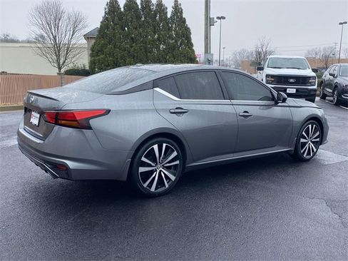 Used 2022 Nissan Altima 2.5 SR image 6