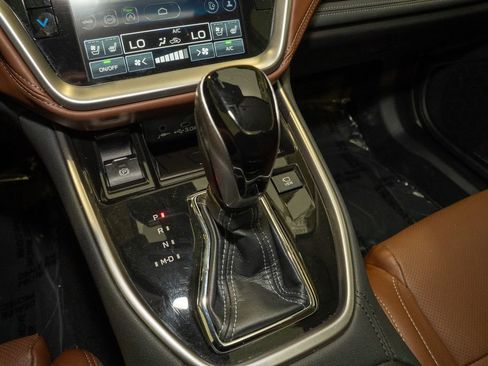 Used 2023 Subaru Outback Touring image 19