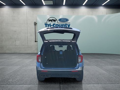 Used 2020 Ford Explorer ST w/ ST High-Performance Pack image 38