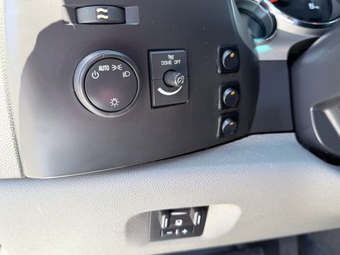 Used 2012 Chevrolet Silverado 3500 W/T AWD/4WD image 14