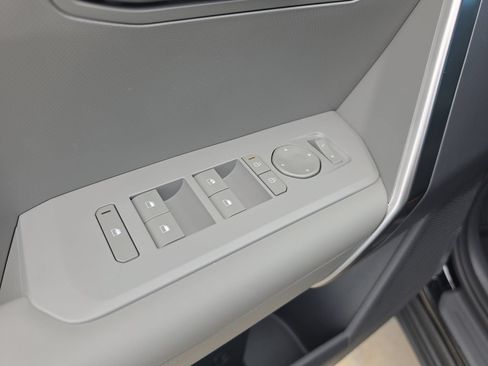 New 2027 Kia Seltos S FWD image 18