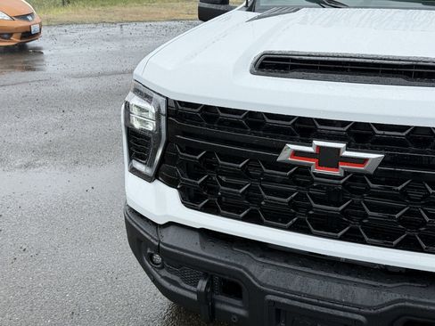 New 2026 Chevrolet Silverado 2500 ZR2 w/ ZR2 Bison Edition AWD/4WD image 44