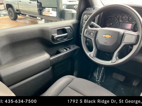 Used 2024 Chevrolet Silverado 2500 Custom w/ Custom Value Package image 11