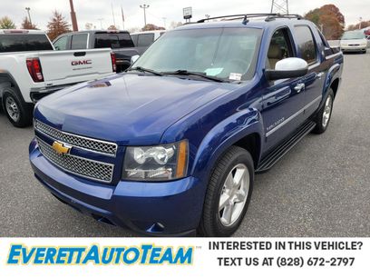 Used 2013 Chevrolet Avalanche LTZ