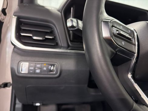 Certified 2025 GMC Terrain Elevation AWD/4WD image 31