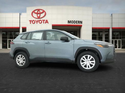 New 2026 Toyota Corolla Cross L image 28