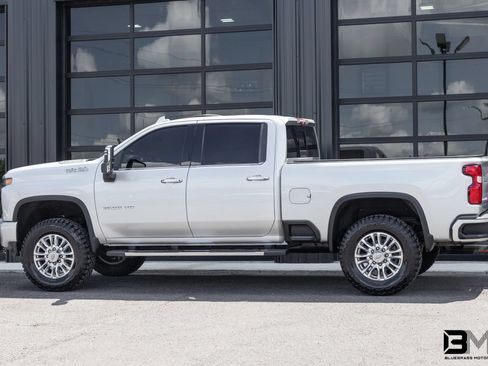 Used 2020 Chevrolet Silverado 2500 High Country AWD/4WD image 5