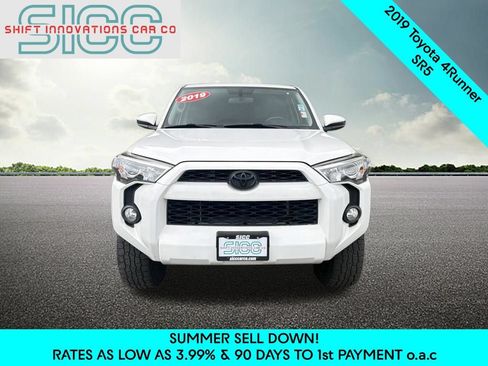Used 2019 Toyota 4Runner SR5 AWD/4WD image 2