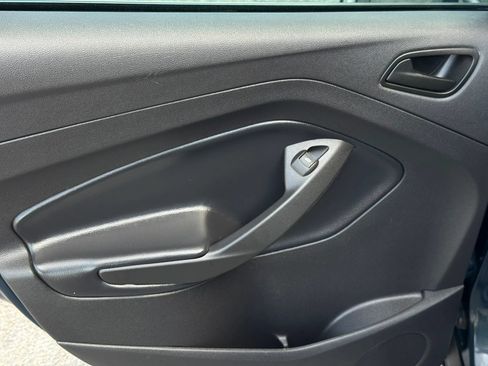 Used 2019 Ford Escape S FWD image 16