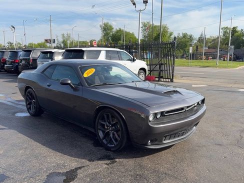 Used 2021 Dodge Challenger GT w/ Blacktop Package RWD image 3