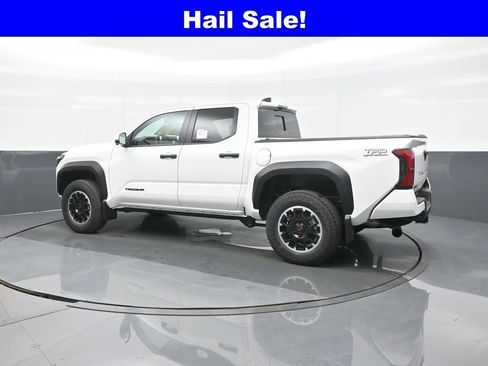 New 2026 Toyota Tacoma TRD Off-Road w/ TRD Off Road Premium Package image 5