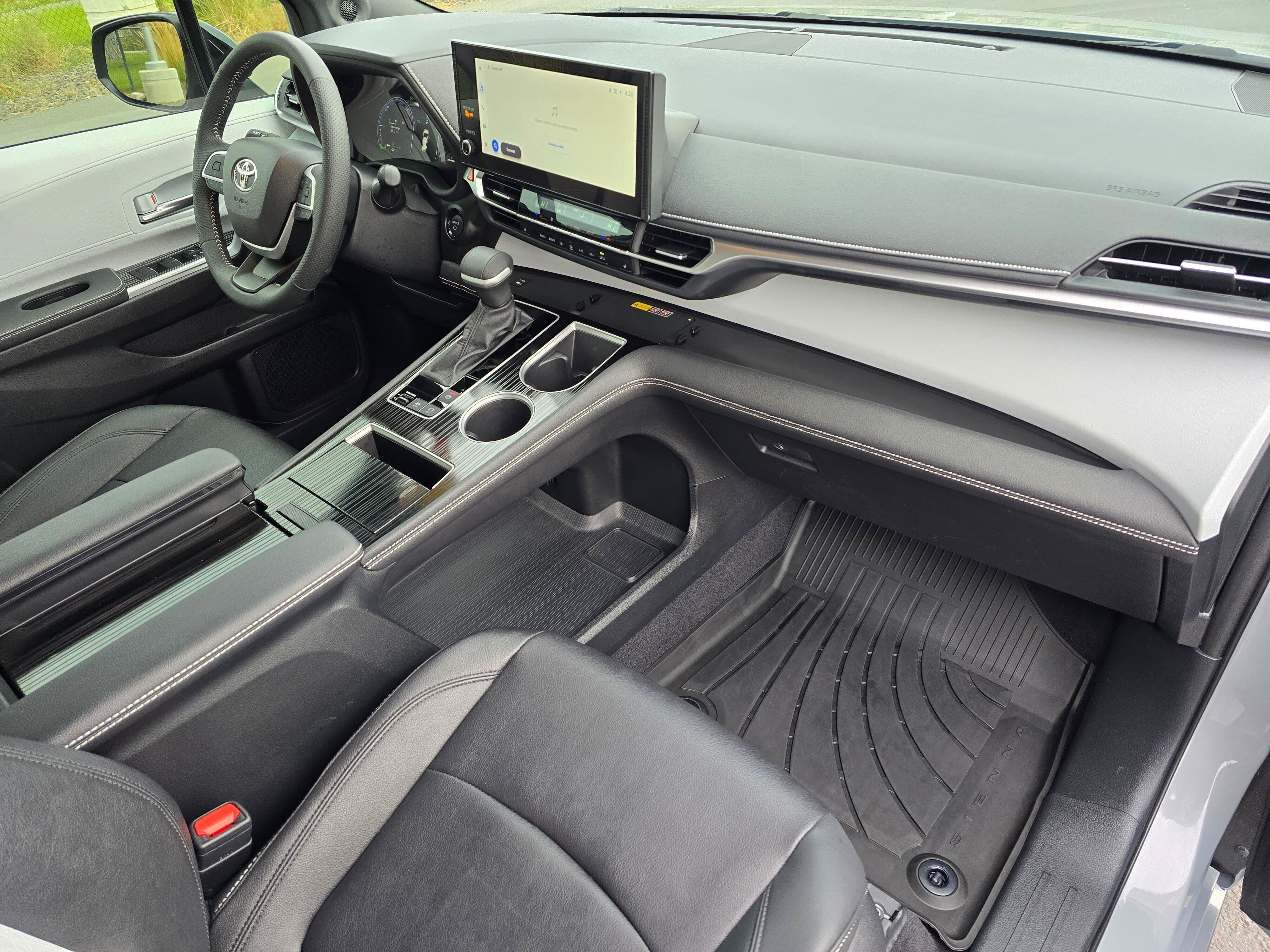 Certified 2026 Toyota Sienna XSE AWD/4WD image 10