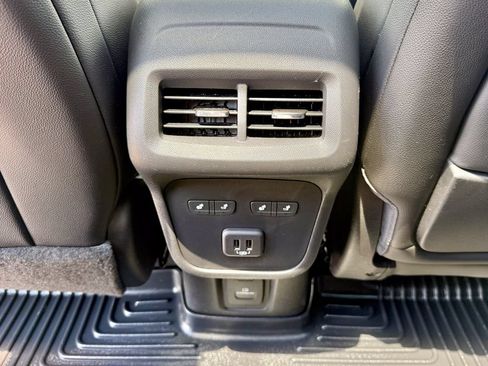 Used 2020 GMC Terrain Denali w/ Denali Premium Package AWD/4WD image 35