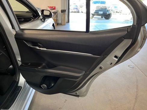 Used 2024 Toyota Camry XSE FWD image 15