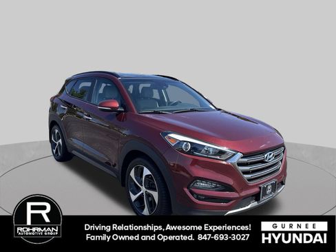Used 2016 Hyundai Tucson Limited w/ Option Group 03 FWD image 2