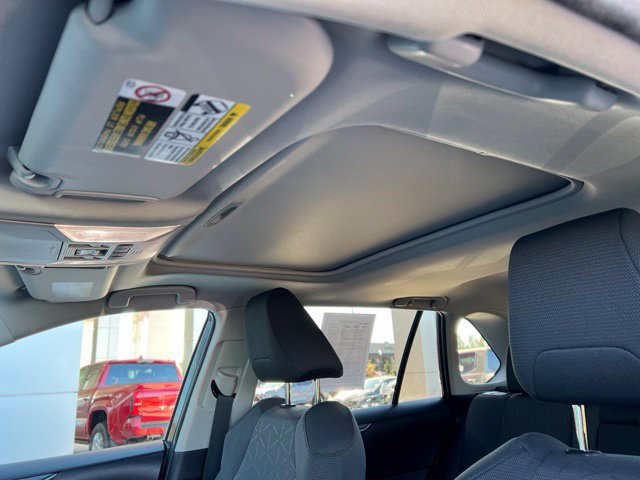 Used 2022 Toyota RAV4 XLE w/ Convenience Package AWD/4WD image 24