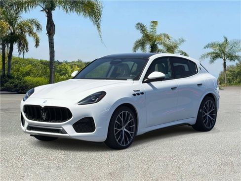 New 2026 Maserati Grecale Modena image 1