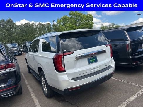 Used 2022 GMC Yukon XL SLT w/ SLT Premium Package AWD/4WD image 4