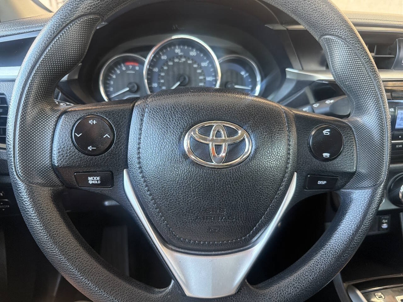 Used 2014 Toyota Corolla L FWD image 24
