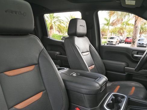 Used 2022 GMC Sierra 1500 AT4 w/ AT4 Preferred Package image 14