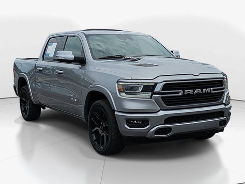 Used 2022 RAM 1500 Laramie AWD/4WD image 2