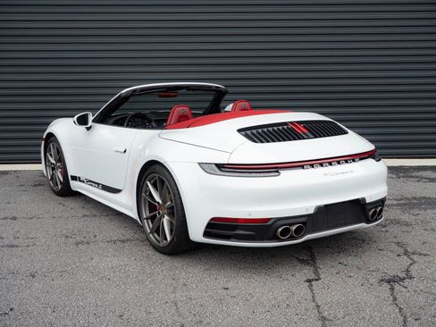 Certified 2020 Porsche 911 Carrera S RWD image 3