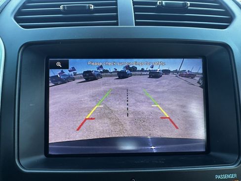 Used 2013 Ford Explorer Limited image 23