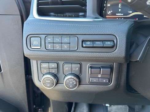 Used 2024 GMC Yukon XL Denali w/ Max Trailering Package image 27