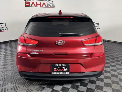 Used 2019 Hyundai Elantra GT FWD image 6
